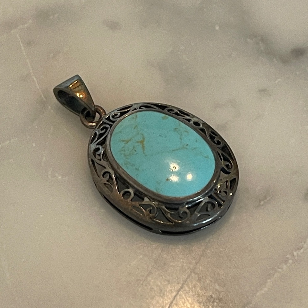 Vintage Silver and Turquoise Floral Filigree Pendant
